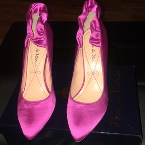 Pour La Victoire Fuschia Baylee Satin Heel 8